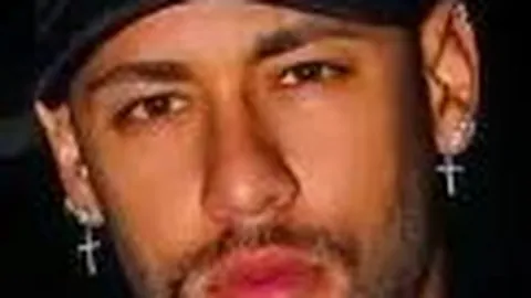 【足球】周日下午焦点战：洛城银河迎战圣地亚哥战队